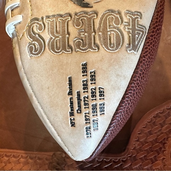 San Francisco 49ers Football Limited Edition 20,000 Series M - Picture 4 of 7